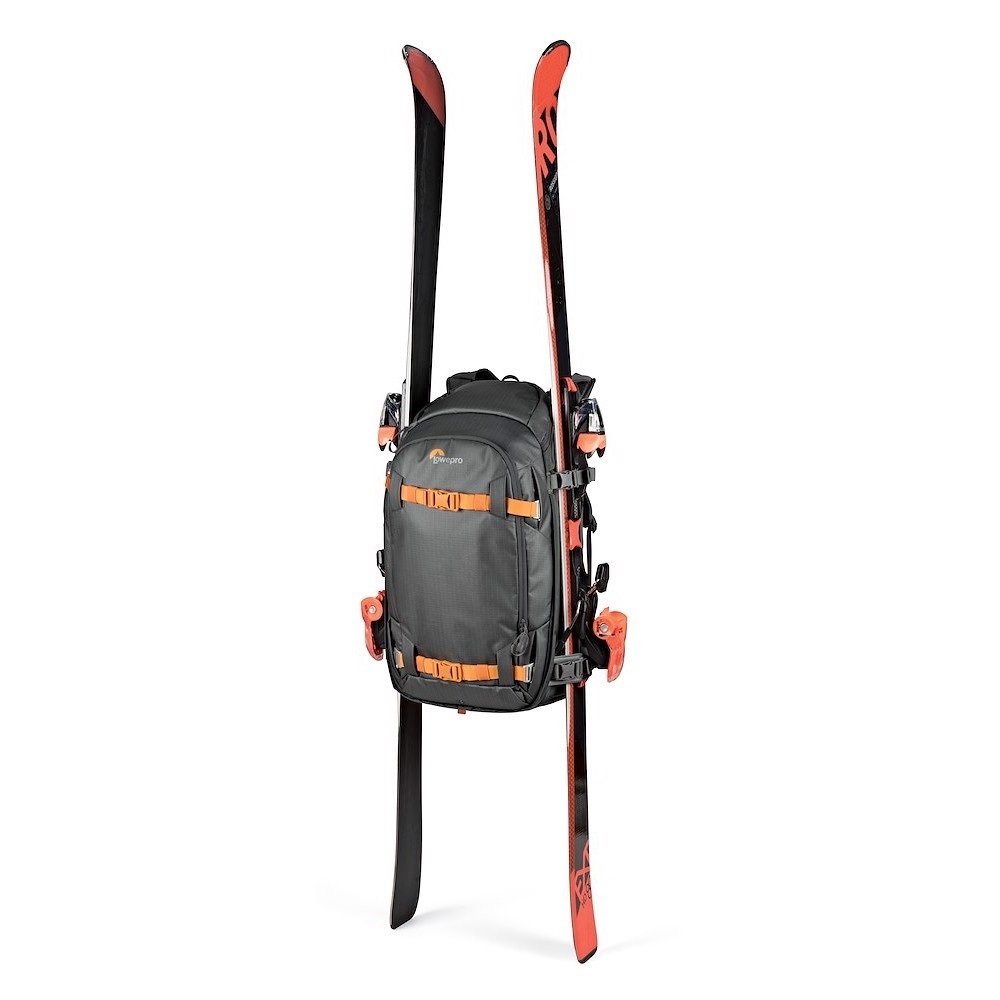 Lowepro Whistler 450 AW II - Zaino per Fotocamera Grigio, Tessuti Riciclati, Copertura All Weather, Compatibile con Laptop fino a 15''