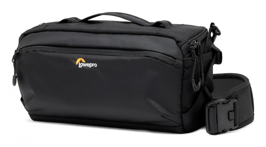 Lowepro ProTactic Lite SLX 120 AW III - Borsa a tracolla Nero per Fotocamera Professionale con Copertura Antipioggia, Capacità 5L, Compatibile con DSLR/Mirrorless