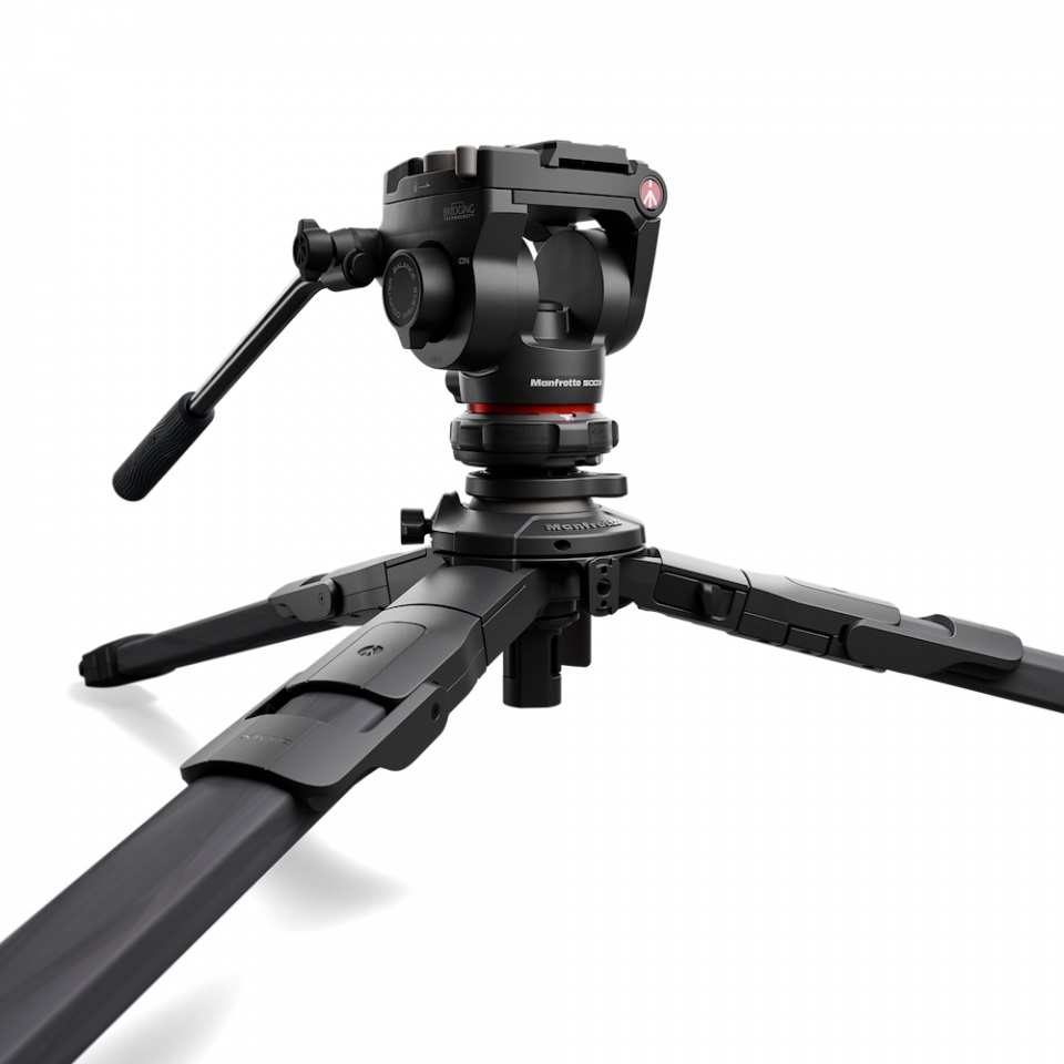 Manfrotto 500X - Treppiede Ibrido in Fibra di Carbonio con Testa Video Fluida, Portata 5kg, Colonna Livellante e Quick Release
