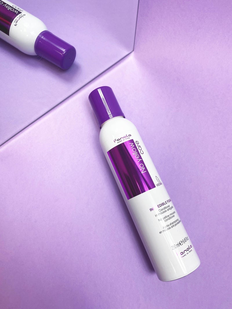 Fanola No Yellow Incredible Foam Balsamo Mousse Antigiallo 250 ml per Capelli Biondi e Decolorati