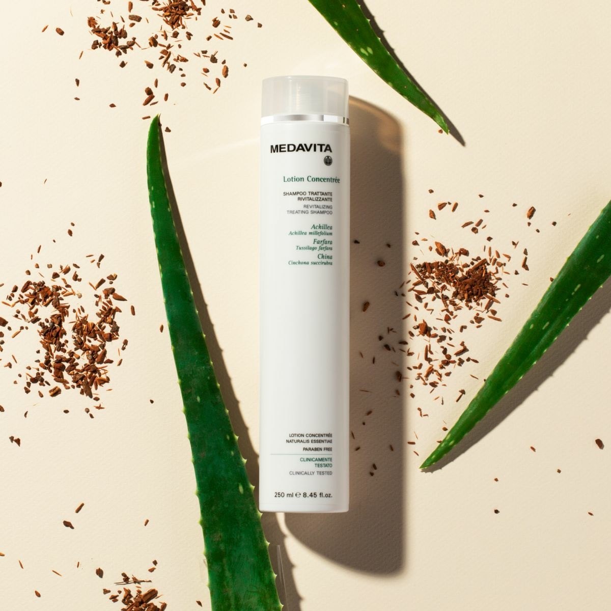 Medavita Lotion Concentrée Shampoo Trattante Anticaduta Donna 250ml - Shampoo per capelli fragili, coadiuvante nella prevenzione della caduta