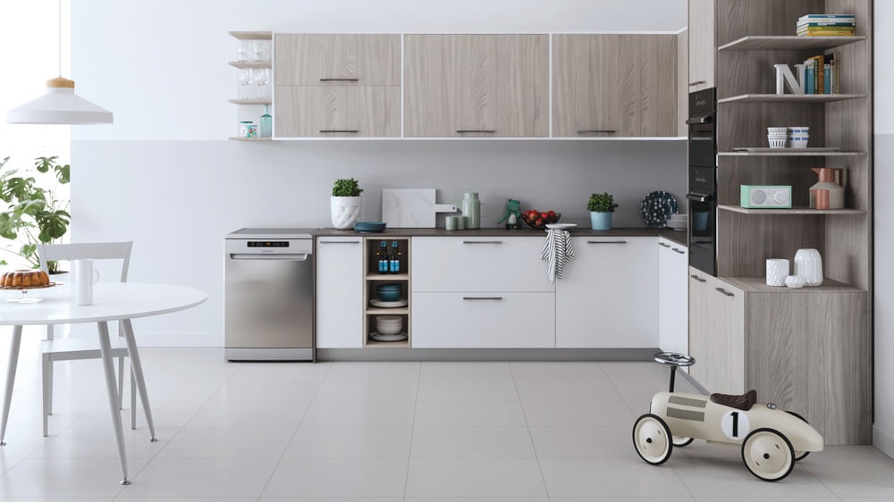 Indesit IN2FFC14BN6X Lavastoviglie 60cm Inox 14 coperti Classe C Push&Go 44dBA