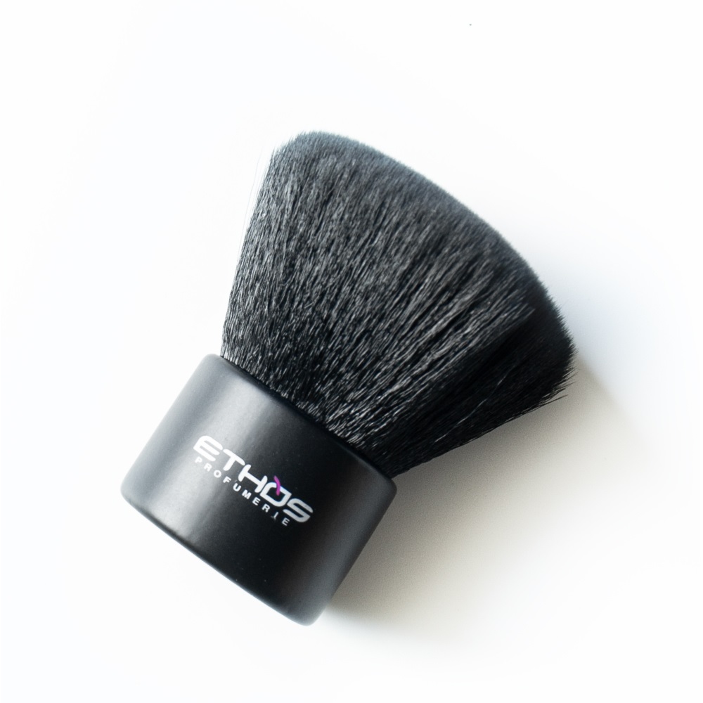 Ethos Profumerie Pennello Kabuki Professionale - Setole Fitte e Morbide per Applicazione e Sfumatura di Polveri Viso