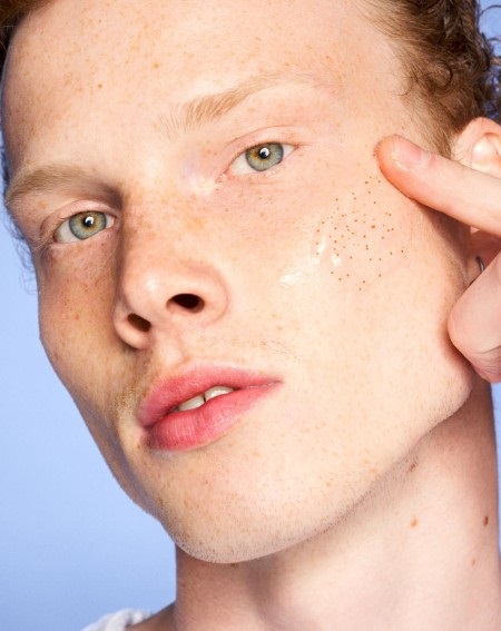 Astra Scrub Viso Delicato 75 ml - Esfoliante e Rigenerante con Perlite di Origine Vulcanica, Adatto a Tutti i Tipi di Pelle