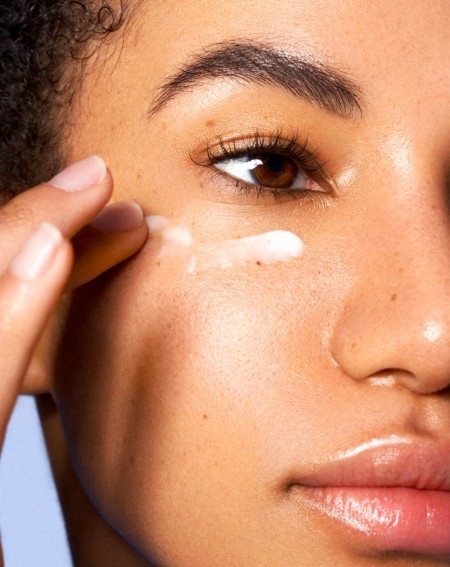 Astra Skin Crema Contorno Occhi Antifatica 15ml - Effetto Liftante, Idratante con Acido Ialuronico e Peptidi, Riduce Rughe e Occhiaie