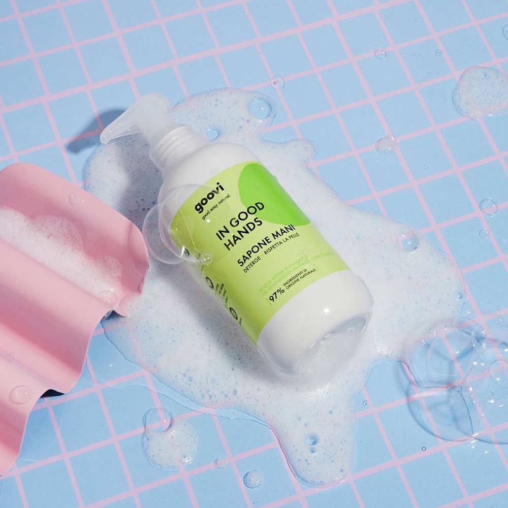 Goovi Sapone Mani 250ml - Deterge Delicatamente con Oli Essenziali di Arancio, Cedro e Menta