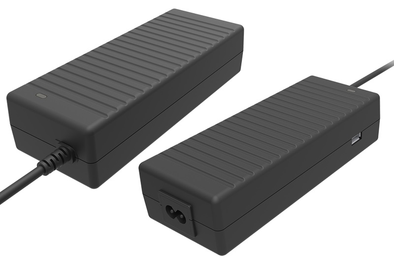 iTek ITNBAE120 Alimentatore Universale per Notebook 120W con 12 Connettori e Porta USB 5V1A, Compatibile con Computer Portatili e Tablet, Nero