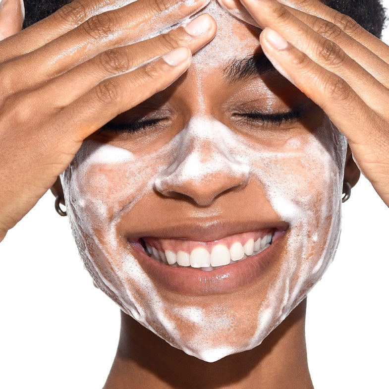 Veralab The Cleansing Couple: Kit Doppia Detersione con Olio Denso 80ml, Spumone 100ml e Pochette Puffy Fuxia