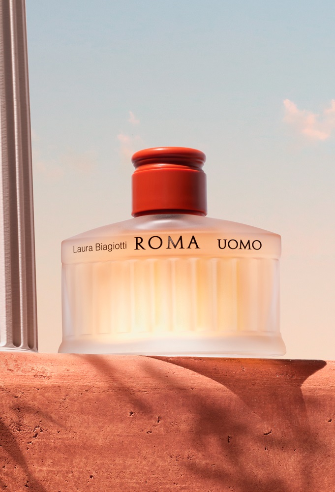 Laura Biagiotti Roma Uomo Eau de Toilette 200 ml - Fragranza Orientale Legnosa con Note di Pompelmo Rosa e Mandarino