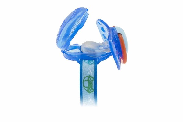 Chicco Clip Salvasucchietto Blu 1 Pezzo - Facile da Agganciare con una Mano, Sterilizzabile a Caldo e a Freddo, Mantiene la Tettina Pulita