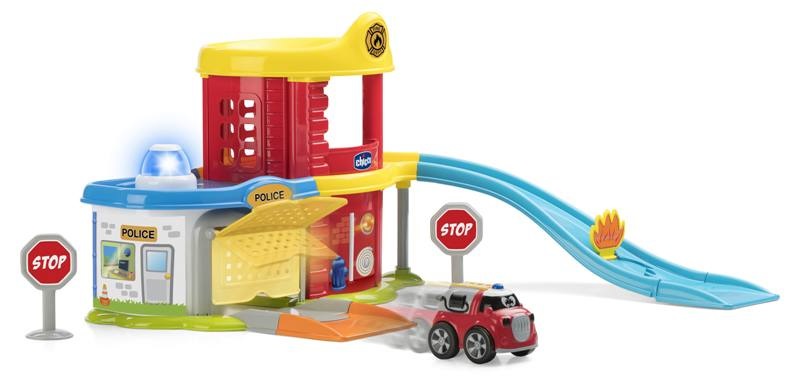Chicco Police Fire Station Playset con Camion dei Pompieri e Stazione di Polizia