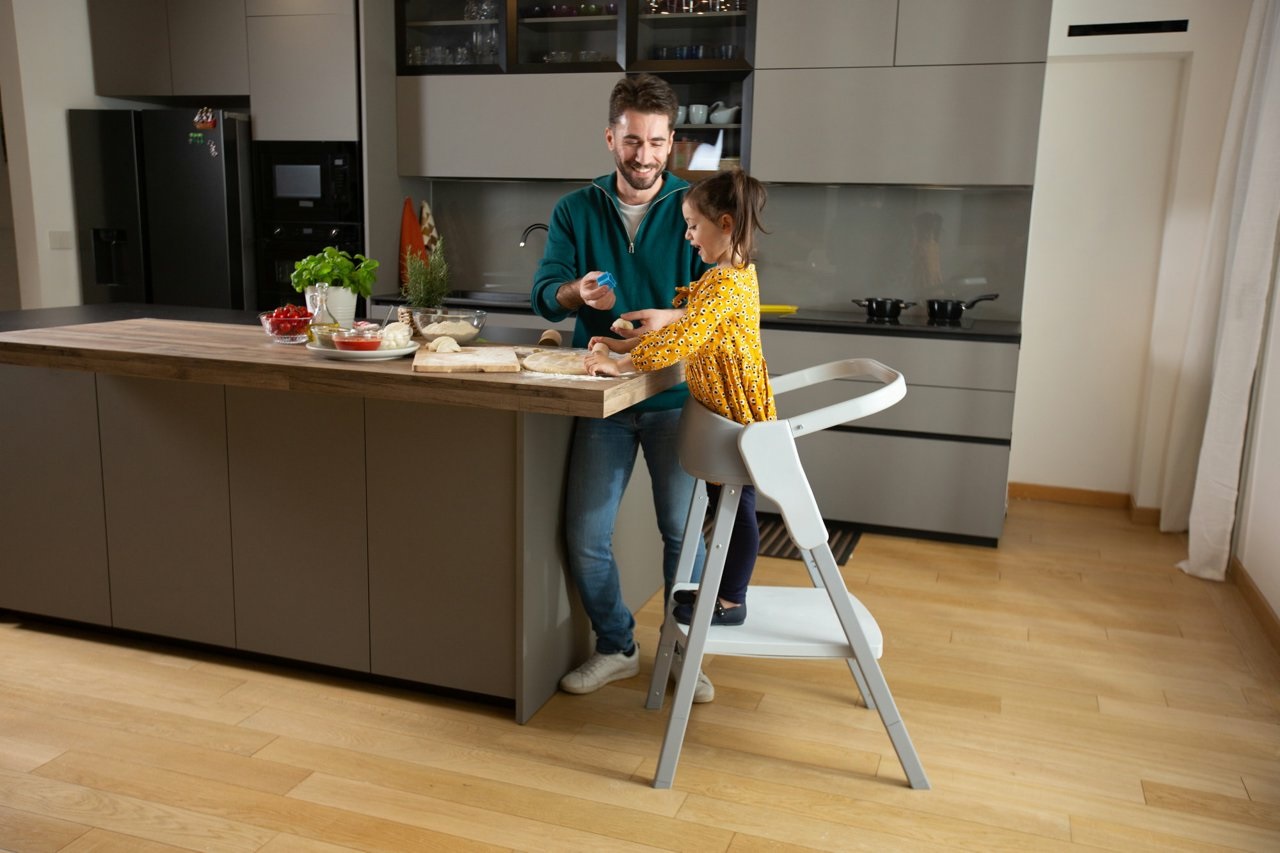 Chicco Kit Torre di Apprendimento Crescendo Up - Grigio, da 2 a 6 anni, Ispirato alla Filosofia Montessori