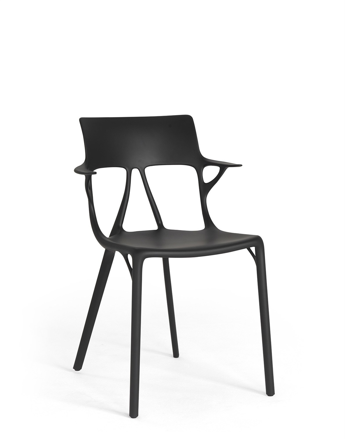 Kartell A.I. Sedia con Braccioli in Tecnopolimero Riciclato, Nero, Design Philippe Starck, H 81 cm, Set da 2