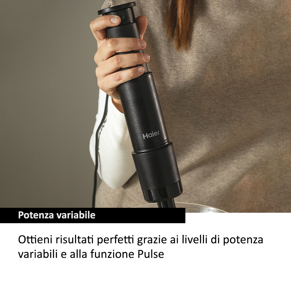 Haier Frullatore a immersione I-Master Serie 5 HHB5B5 011 Nero/Argento, 1000 W, 0,9 L, 3 lame in acciaio inox, Accessoriato con frusta, schiacciapatate e tritatutto