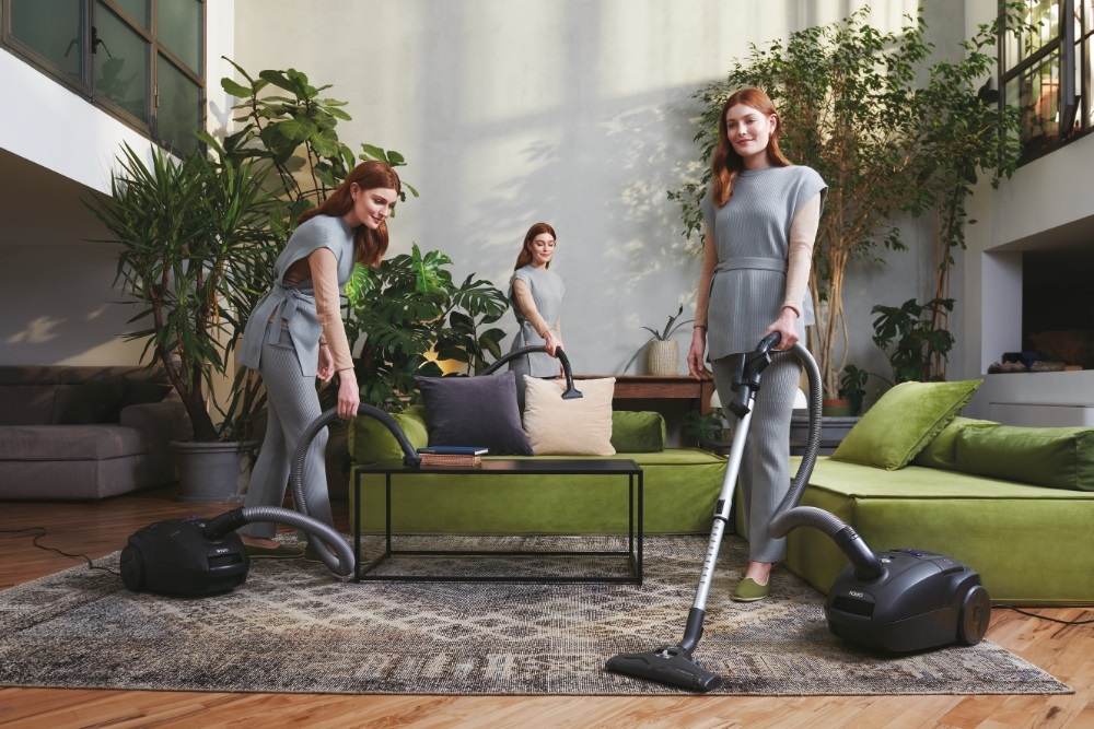Hoover TXLZ72HM 011 Aspiratore a cilindro Secco 700 W con Sacchetto per la Polvere, Capacità 3,5 L, Silenzioso 69 dBA, Filtro EPA12