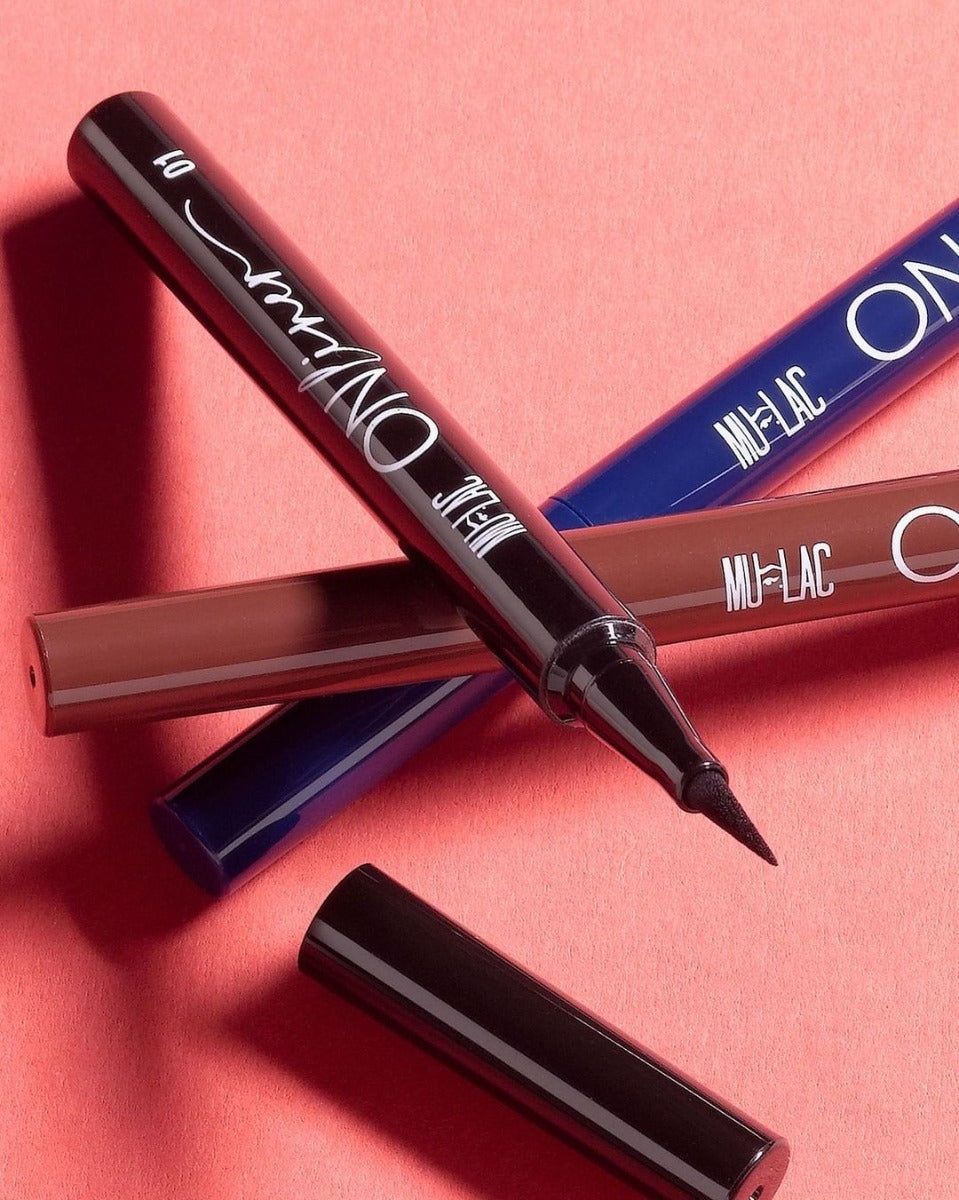 Mulac Cosmetics ON Liner 03 Denim - Eyeliner in Penna Vegan, Finish Opaco Intenso e Coprente, Water Resistant
