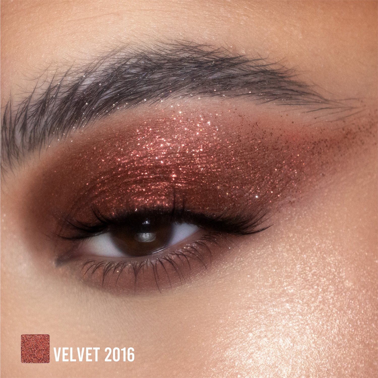 Mulac Cosmetics Glitter Pressato Refill Velvet 2016 - Ombretto Borgogna con Riflessi Dorati e Ramati, Formula Vegan, Texture Luminosa