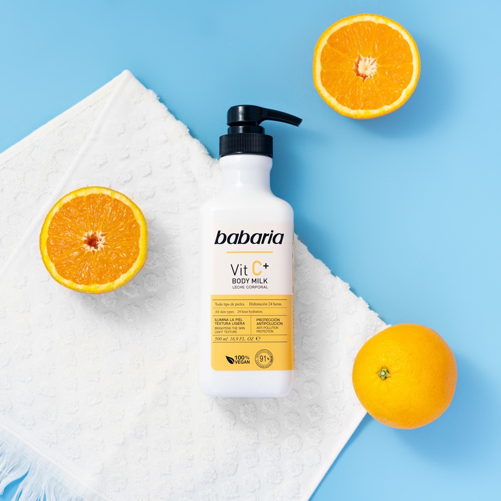 Babaria Vit C Latte Corpo 500 ml - Idratante, Antiossidante, Illumina e Migliora l'Elasticità della Pelle