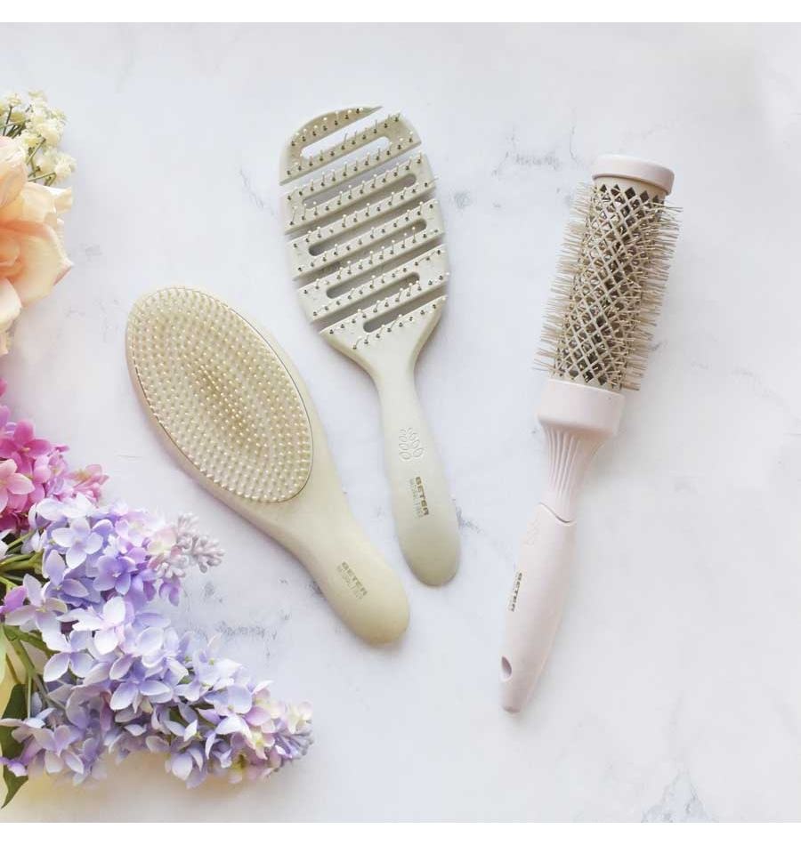 Beter Spazzola Flessibile in Fibre Naturali - Ergonomica, per Tutti i Tipi di Capelli, Beige
