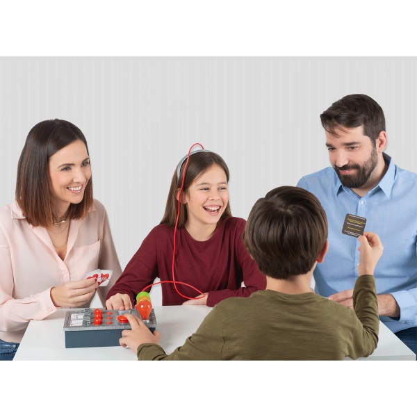 IMC TOYS Play Fun Macchina delle Bugie - Gioco da Tavolo in Italiano per Bambini e Adulti, 2-8 Giocatori, Età 8 con 500 Domande Divertenti