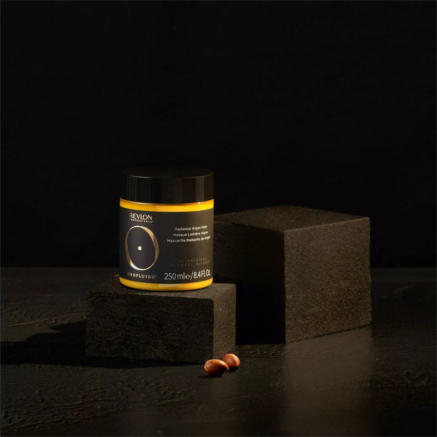 Revlon Professional Orofluido Radiance Argan Mask - Maschera per Capelli Rigenerante con Olio di Argan 250 ml