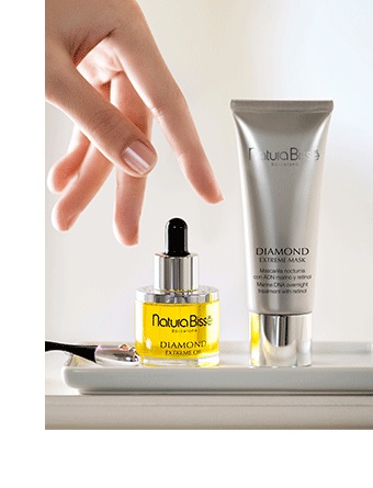 Natura Bissé Diamond Extreme Oil 30 ml - Olio Viso Nutriente Rassodante e Rivitalizzante con Oli Antiossidanti e Vitamine