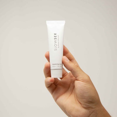 Bijoux Indiscrets Slow Sex Finger Play Gel 30 ml - Gel a base d'acqua per la masturbazione, idratante e baciabile con aroma di cocco