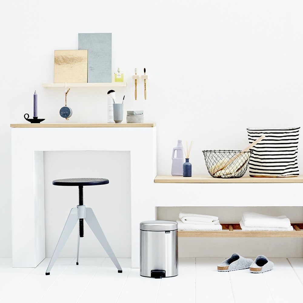 Brabantia NewIcon Pattumiera a Pedale 5 lt in Acciaio Inox Satinato con Chiusura Ammortizzata e Anti-Odori
