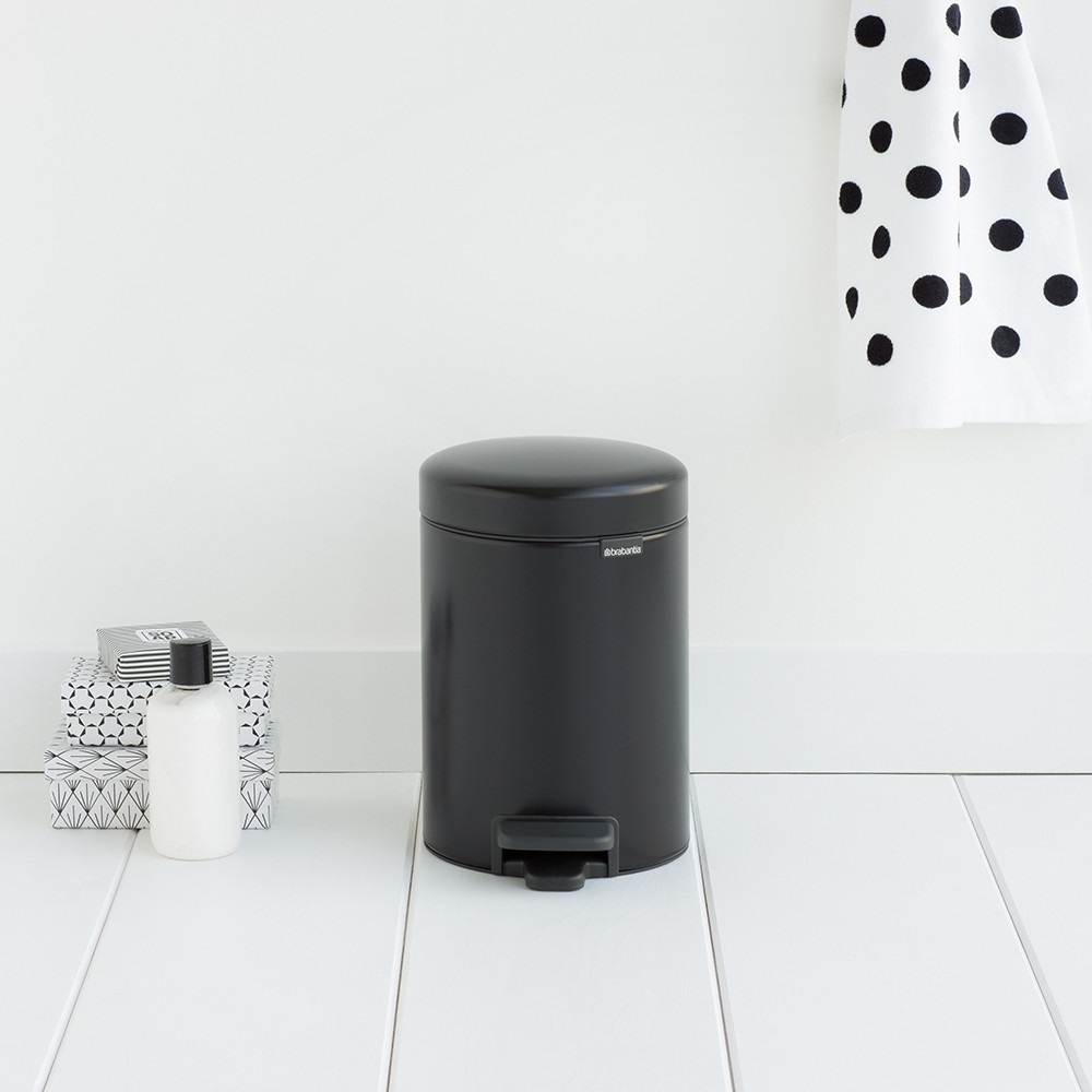 Brabantia Pattumiera a Pedale NewIcon 3L Nero Opaco - Design Elegante e Funzionalità Avanzate