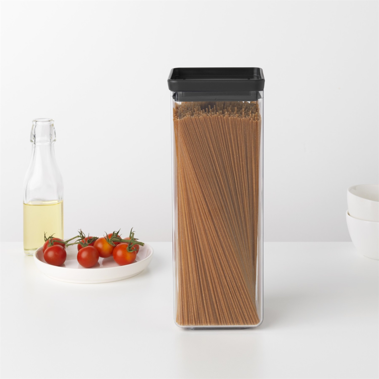 Brabantia Tasty Barattolo Quadrato Impilabile 2.5L Grigio Scuro - Salvaspazio e Facile da Pulire