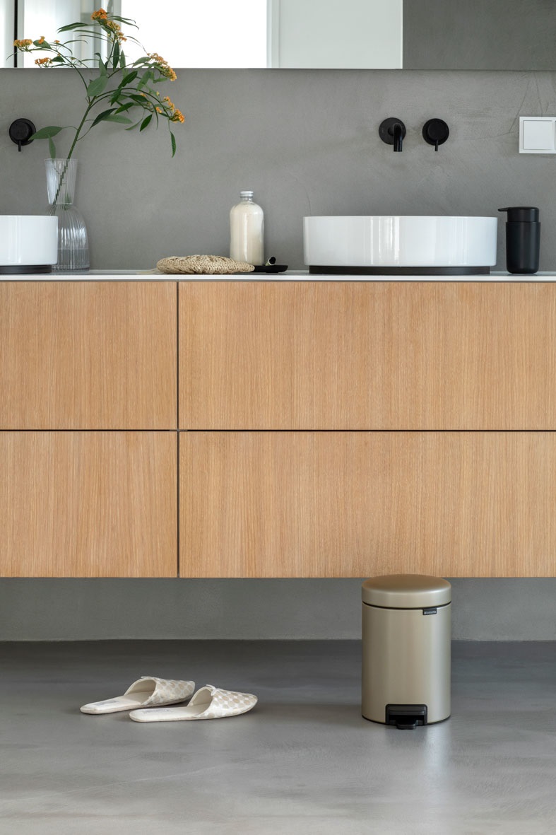 Brabantia NewIcon Pattumiera a Pedale da Bagno 3 Litri in Metallic Gold - Design Compatto con Coperchio Soft-Close