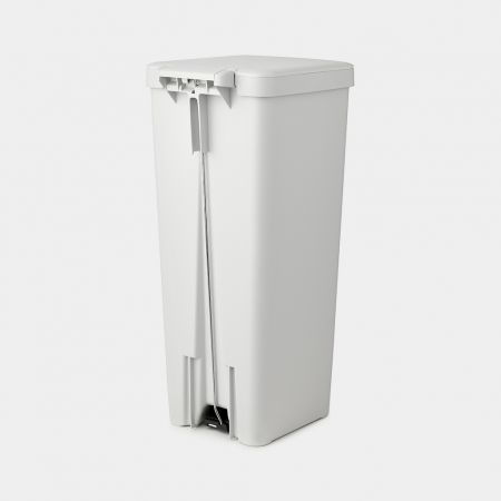 Brabantia StepUp Pattumiera a Pedale 40 Litri Grigio Chiaro - Realizzata con Materiale Riciclato