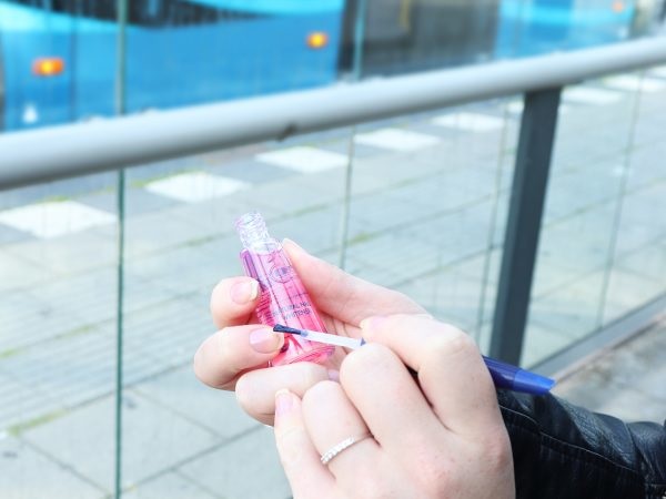 Herome Sbiancante Unghie Naturali Pink Glow 10 ml - Accentuazione del Colore Rosa e Punte Bianche per Manicure Francese