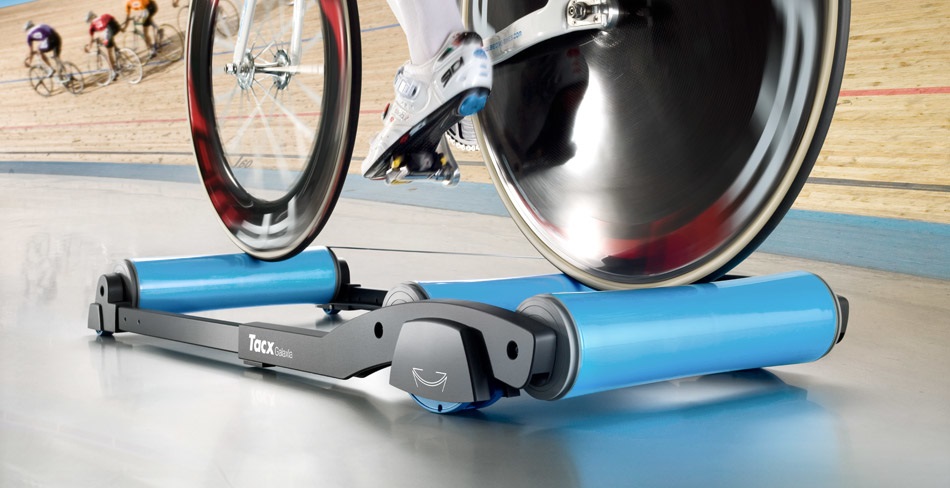 Tacx Galaxia Rullo di Allenamento T1100 - Sistema di Rotazione Brevettato, Richiudibile, Assorbe Accelerazioni