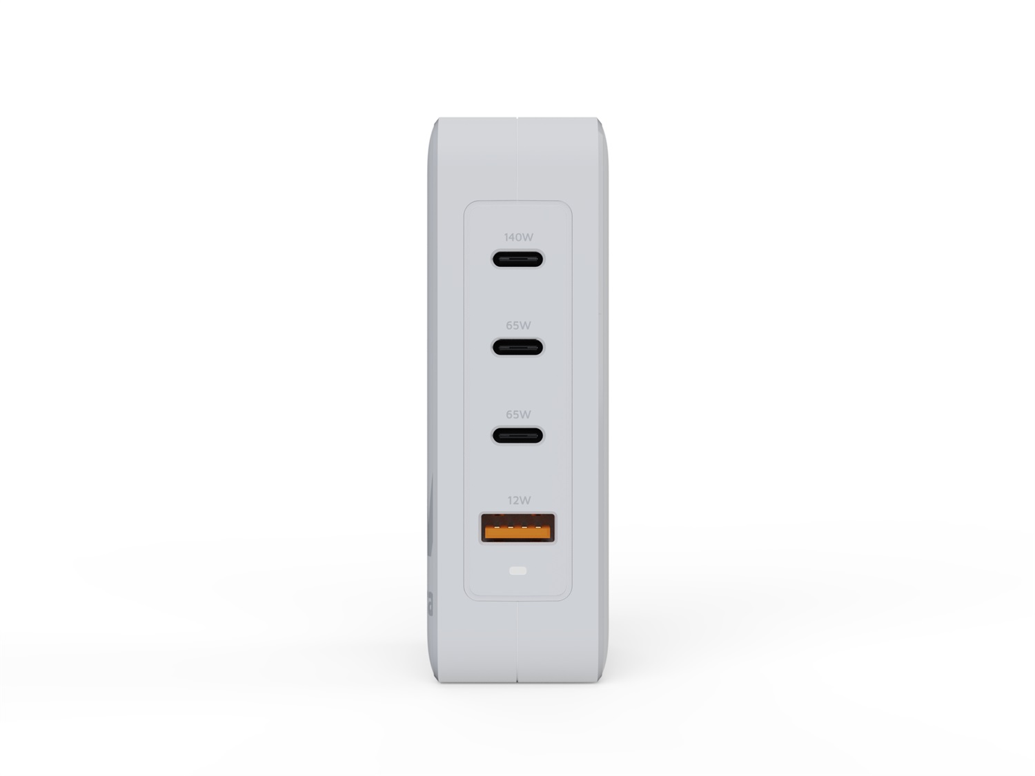 Xtorm XVC2140 Caricabatterie Interno Universale 140W GaN Ultra con 3 Porte USB-C e Cavo da 2m Bianco