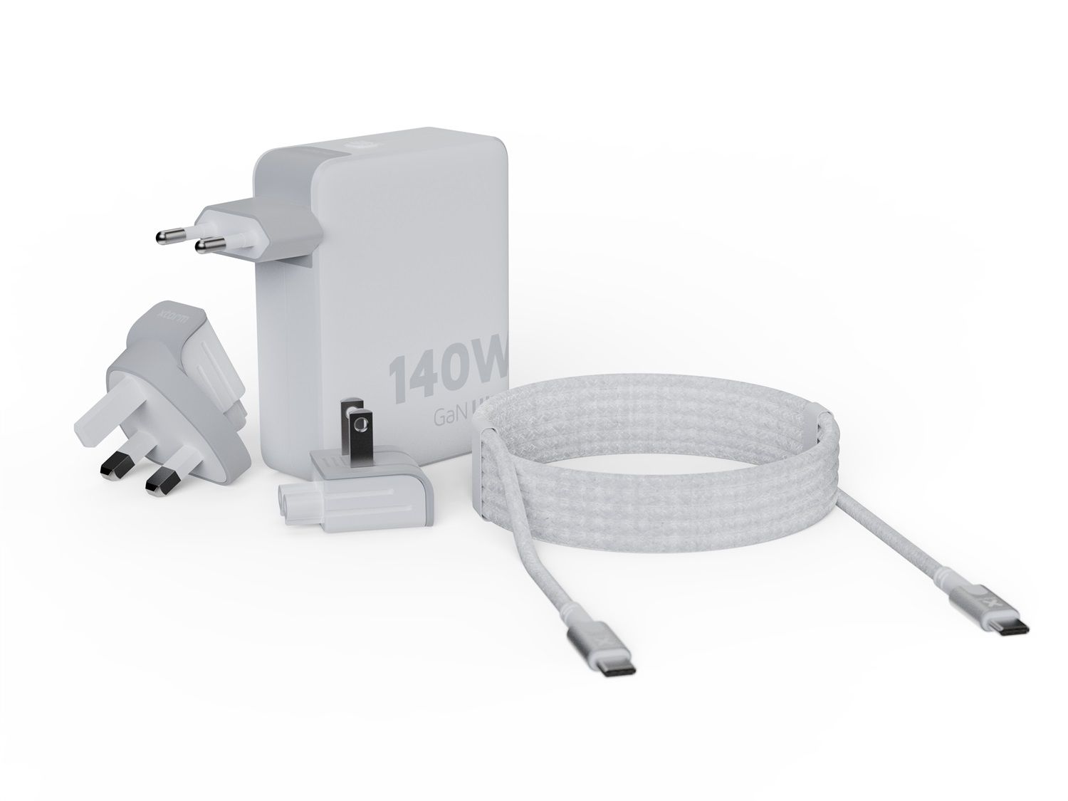 Xtorm XVC2140 Caricabatterie Interno Universale 140W GaN Ultra con 3 Porte USB-C e Cavo da 2m Bianco