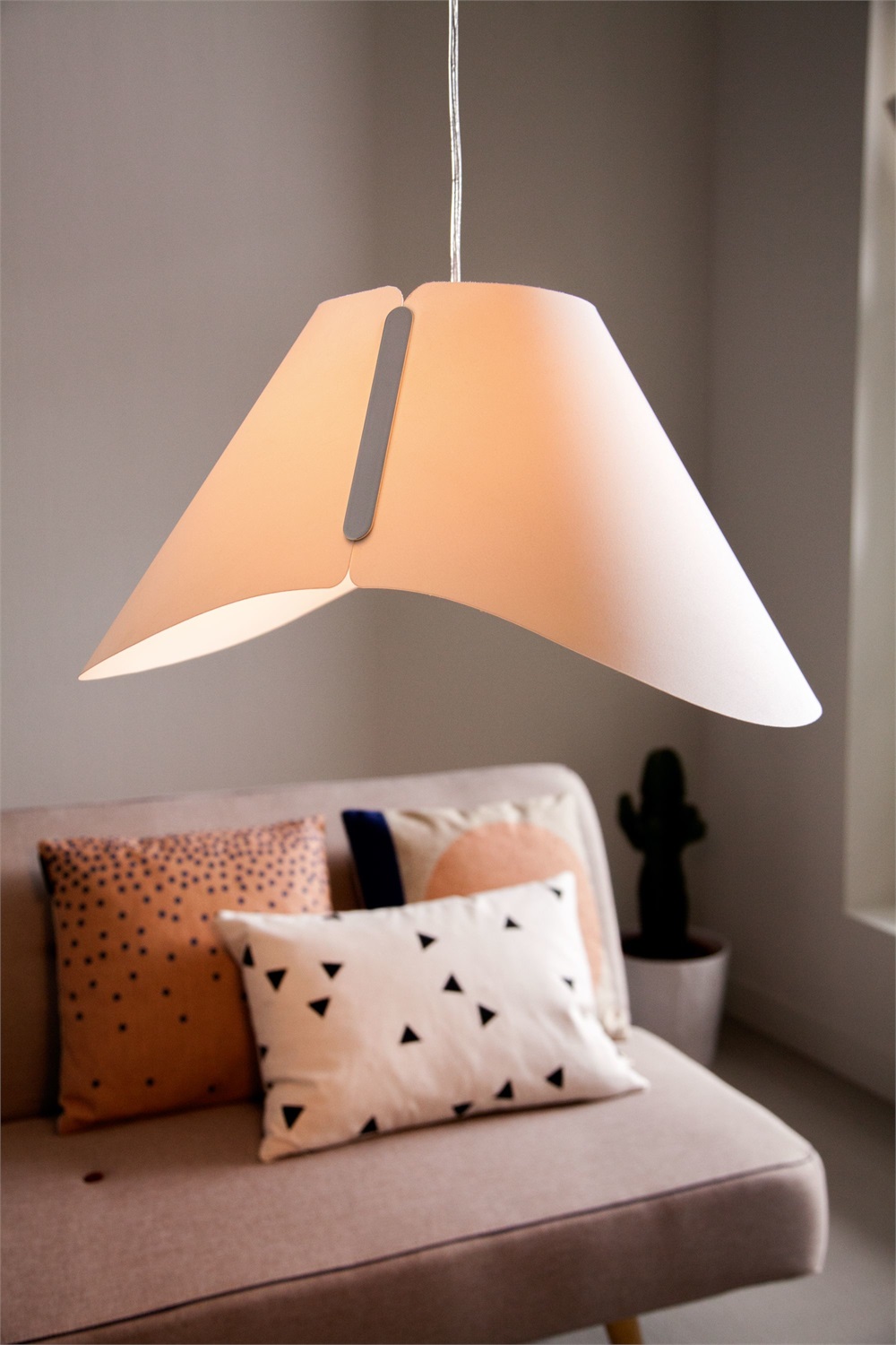 Philips Lampada a Sospensione Ecru in Tessuto Bianco, 60W, Attacco E27, Design Elegante