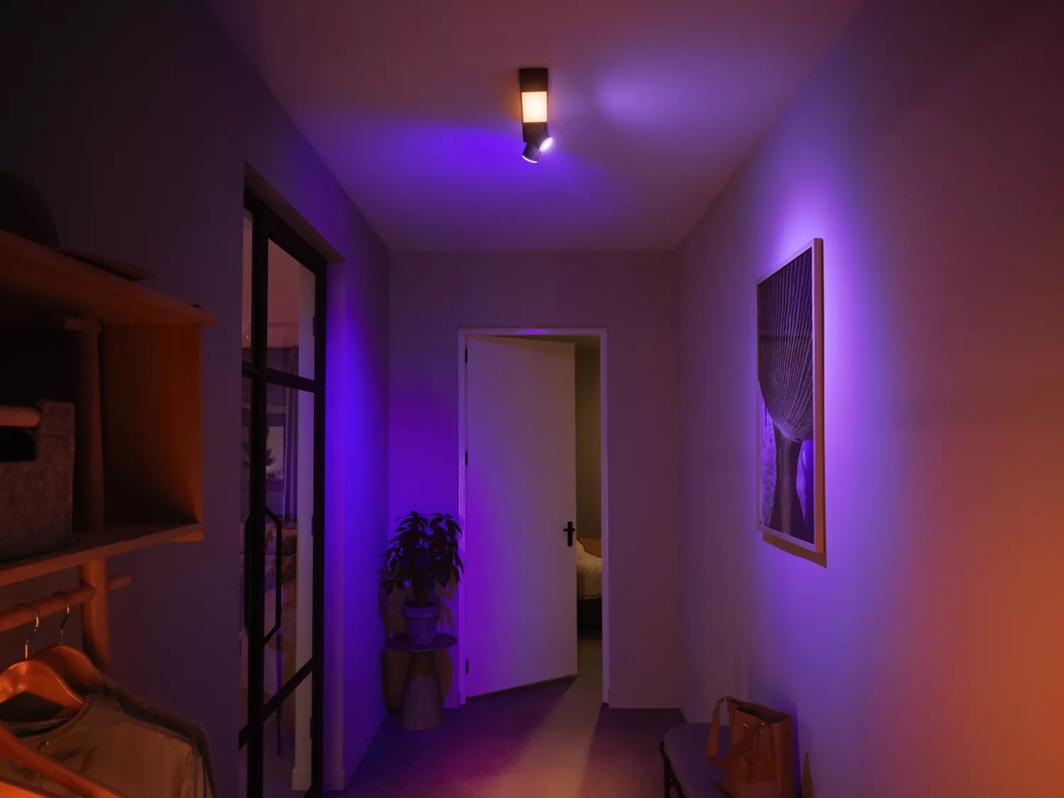 Philips Hue Centris - Set di 2 Faretti a Soffitto Dimmerabili, Nero, 16 Milioni di Colori, Controllo tramite App e Compatibile con Amazon Alexa