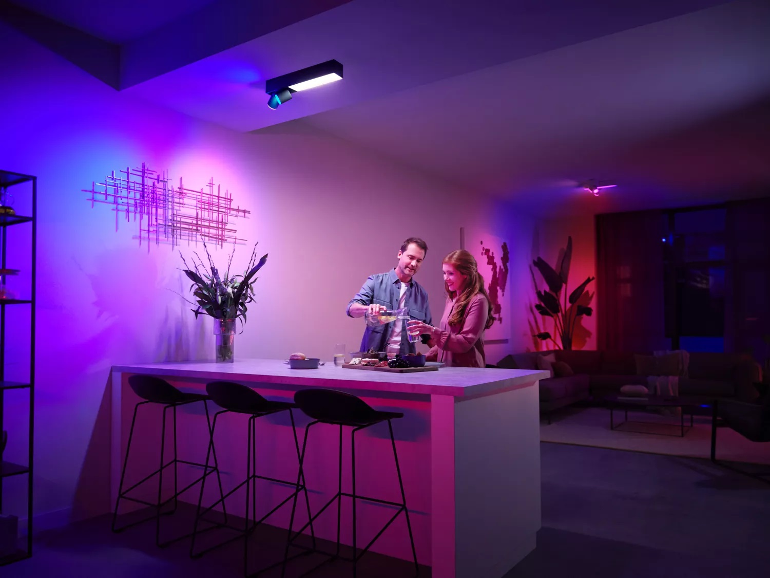 Philips Hue Centris - Set di 2 Faretti a Soffitto Dimmerabili, Nero, 16 Milioni di Colori, Controllo tramite App e Compatibile con Amazon Alexa