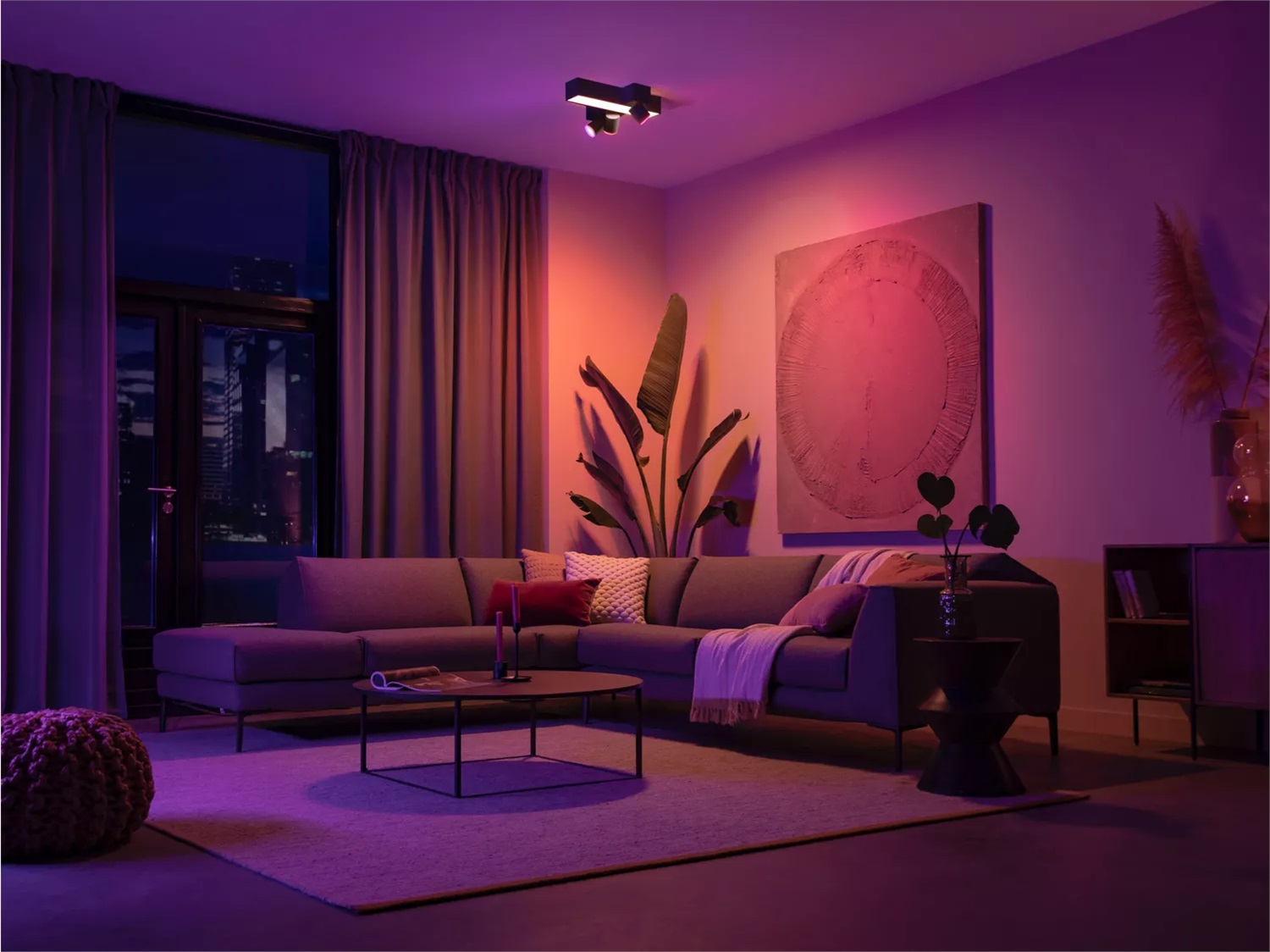 Philips Hue Centris Lampada a Croce con 3 Faretti, Dimmerabile, 16 Milioni di Colori, Controllo App e Compatibile con Amazon Alexa, Nero