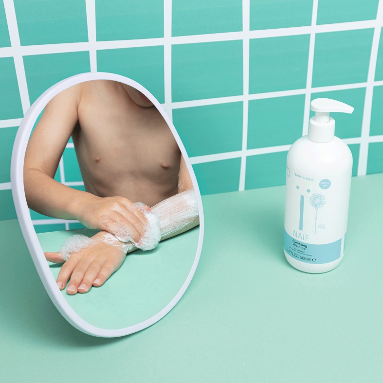 Naïf Gel Detergente per Bambini 500 ml - Pulisce e Nutre con Ingredienti Naturali