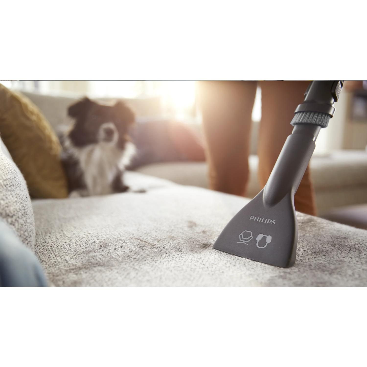 Philips Serie 5000 Aspirapolvere con sacco 900W e spazzola TriActive per pulizia profonda