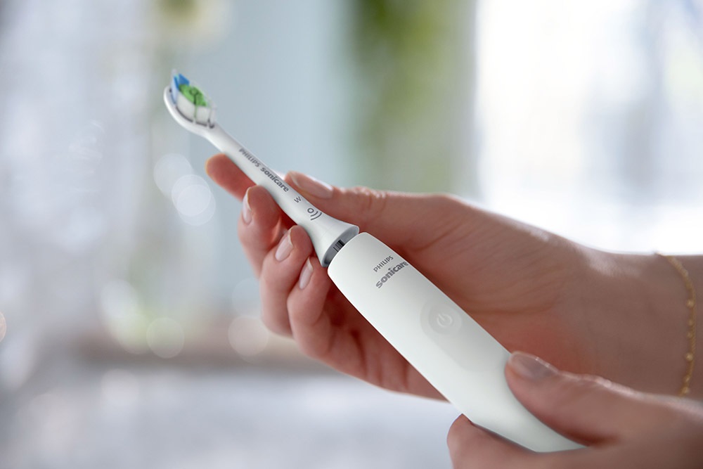 Philips Sonicare 4100 Series Spazzolino elettrico sonico nero HX3681/33 - Modalità Cura quotidiana e Sensibile, Rimozione macchie, Denti più bianchi