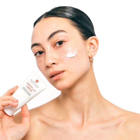 ERBORIAN Centella Crème 50ml - Crema Idratante Lenitiva con Acido Ialuronico per Tutti i Tipi di Pelle