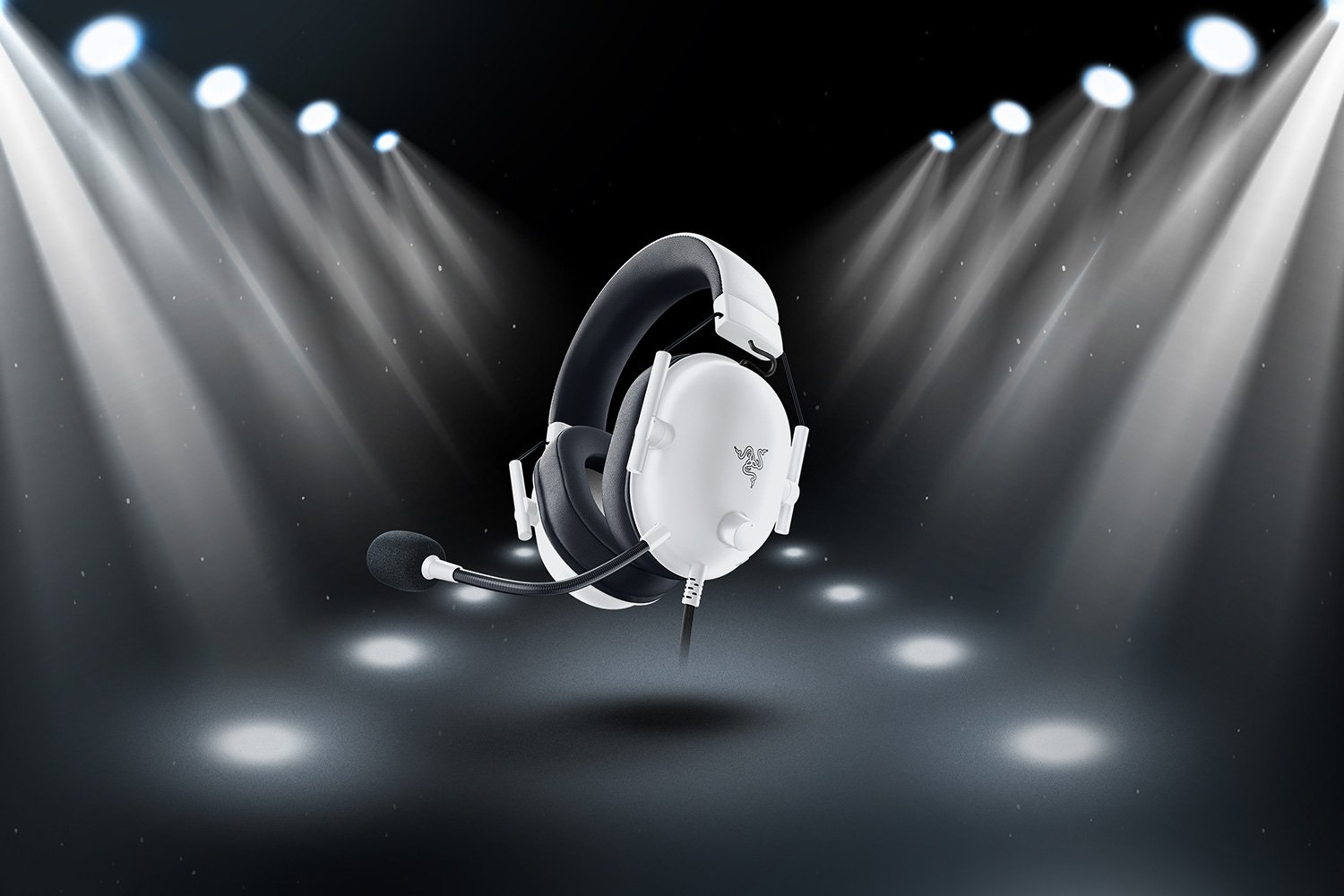 Razer BlackShark V2 X - Auricolare Cablato Gaming Bianco con Driver TriForce da 50 mm, Microfono Cardioide HyperClear e Audio Surround 7.1