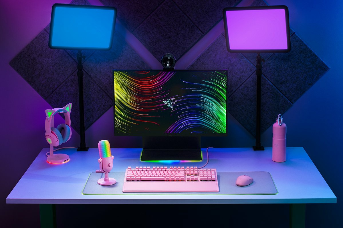 Razer Seiren V3 Chroma Rosa - Microfono USB RGB a Condensatore Supercardioide con Funzione Tap-to-Mute e Illuminazione Reattiva