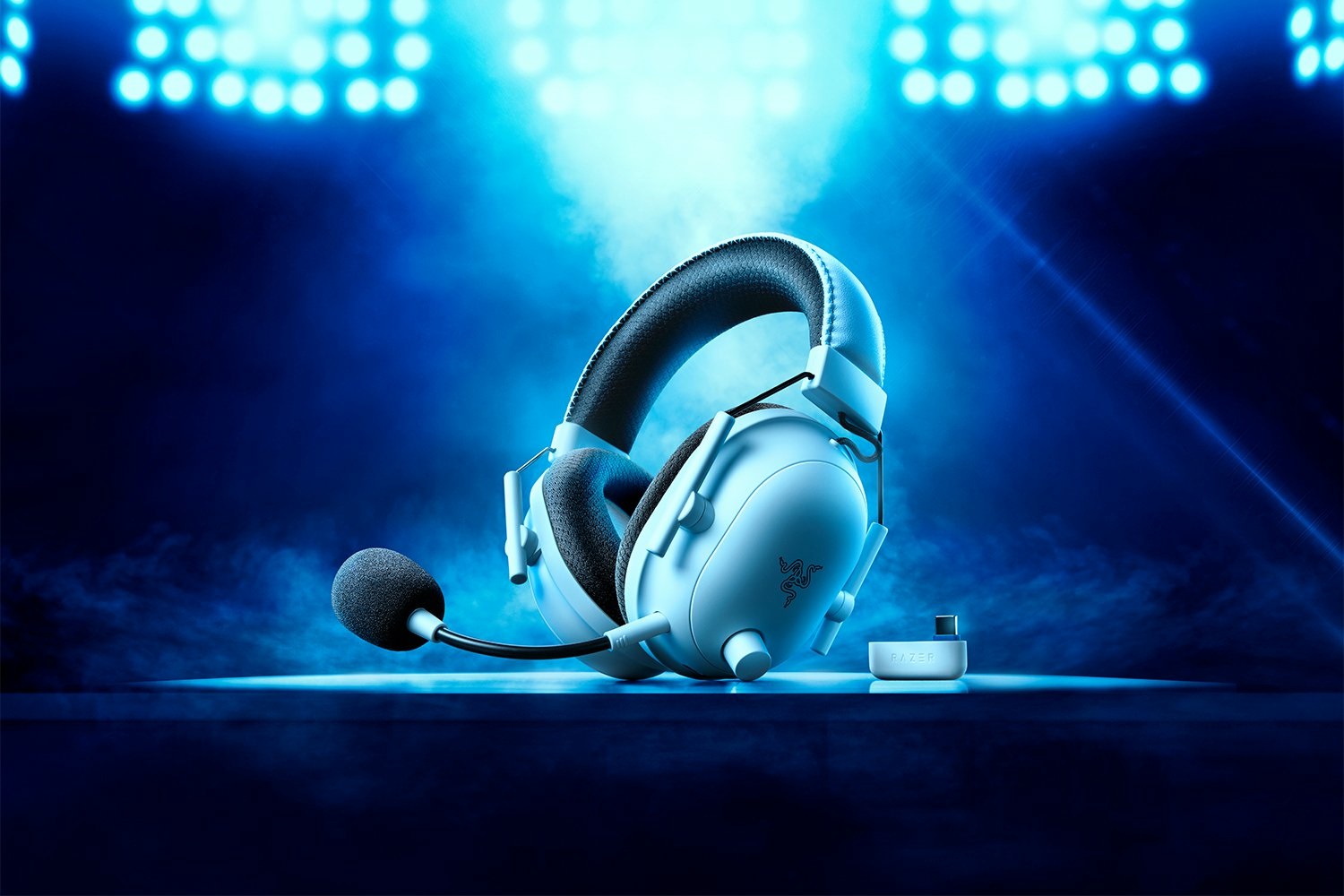 Razer BlackShark V2 Pro - Cuffie E-Sport Wireless per PlayStation con Driver TriForce da 50mm, Microfono HyperClear Staccabile, Bluetooth, Colore Bianco