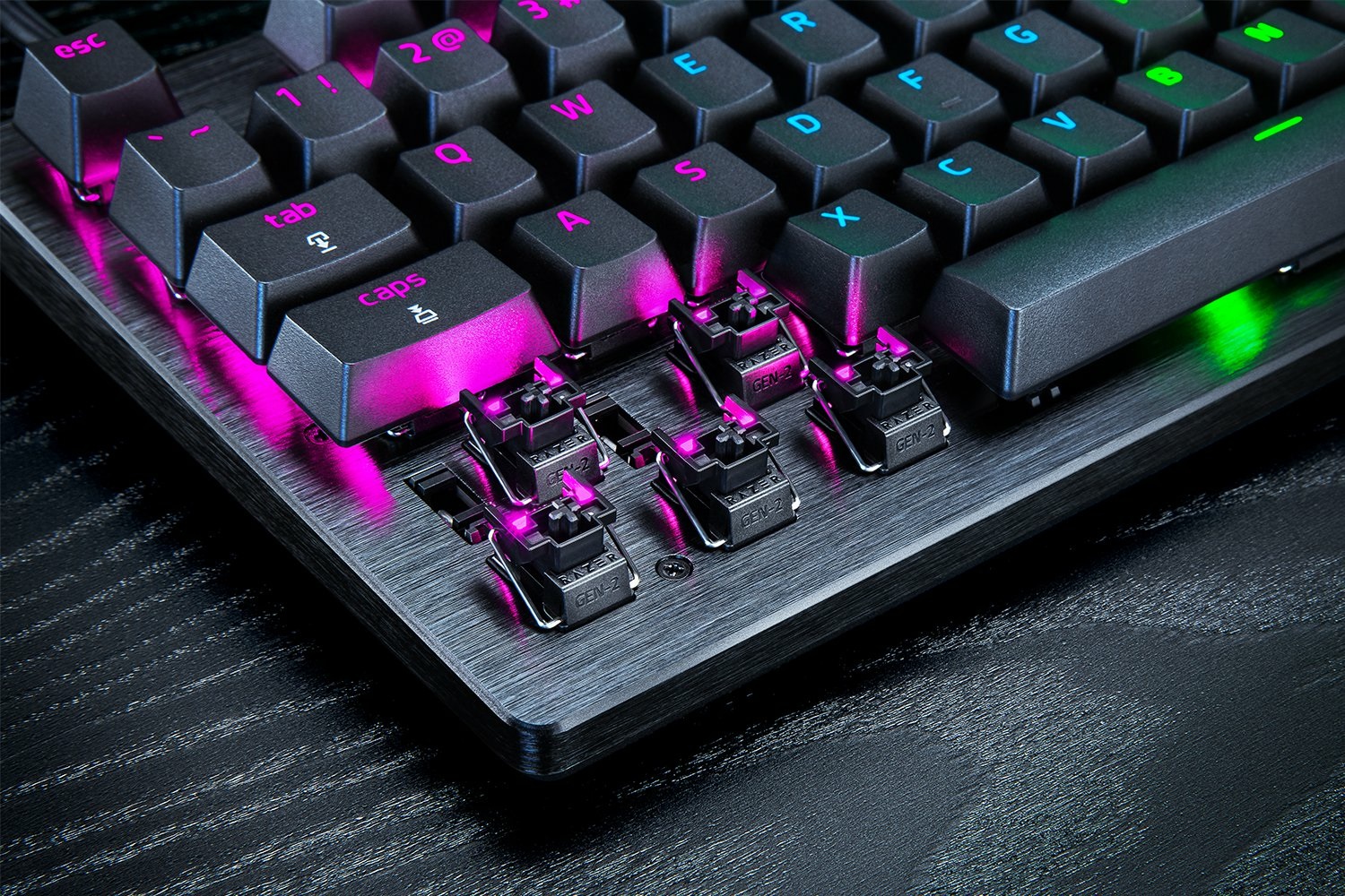Razer Huntsman V3 Pro Tenkeyless - Tastiera Ottica RGB 80% con Disposizione US