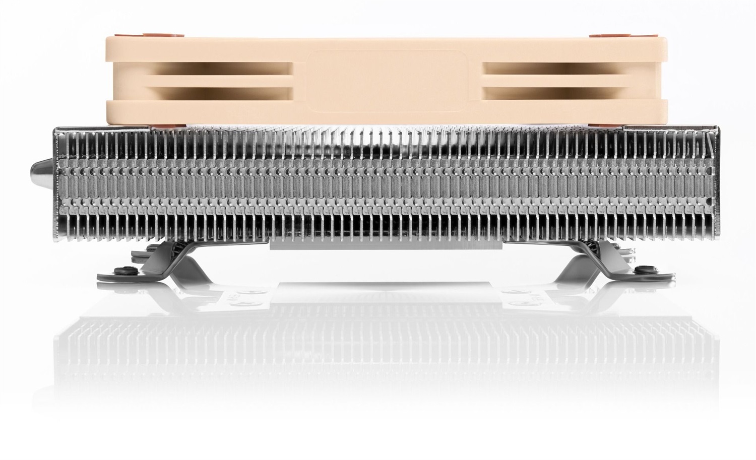 Noctua NH-L9a-AM5 Dissipatore di Calore a Basso Profilo 9,2 cm per AM5 di AMD - 600-2500 Giri/min, 14,8 dB