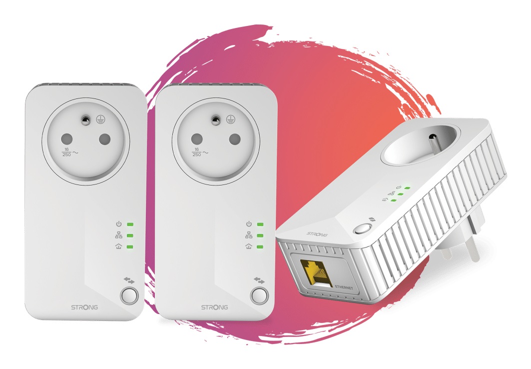Strong Powerline 600 Kit CPL - 600 Mbps - Confezione Tripla con 1 Porta Ethernet e Presa Filtrata